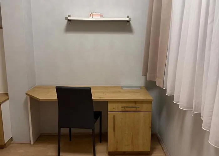 Barrier-free Air-conditioned Two Center Lägenhet