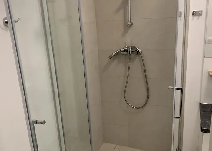 Barrier-free Air-conditioned Two Center Bécs